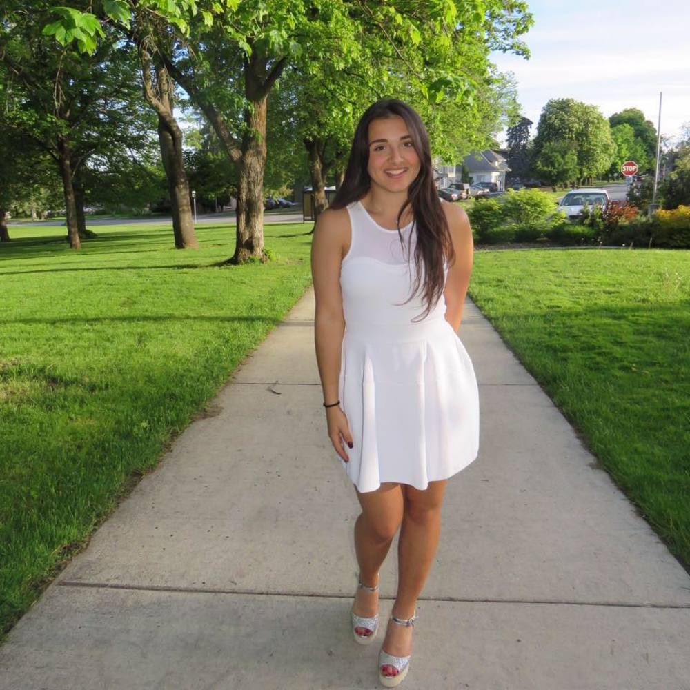 Meet your Posher, Valentina